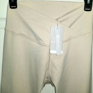 **TOPYOGAS Women Casual Bootleg Yoga Pants Crossover High Waist Pants Leggings M